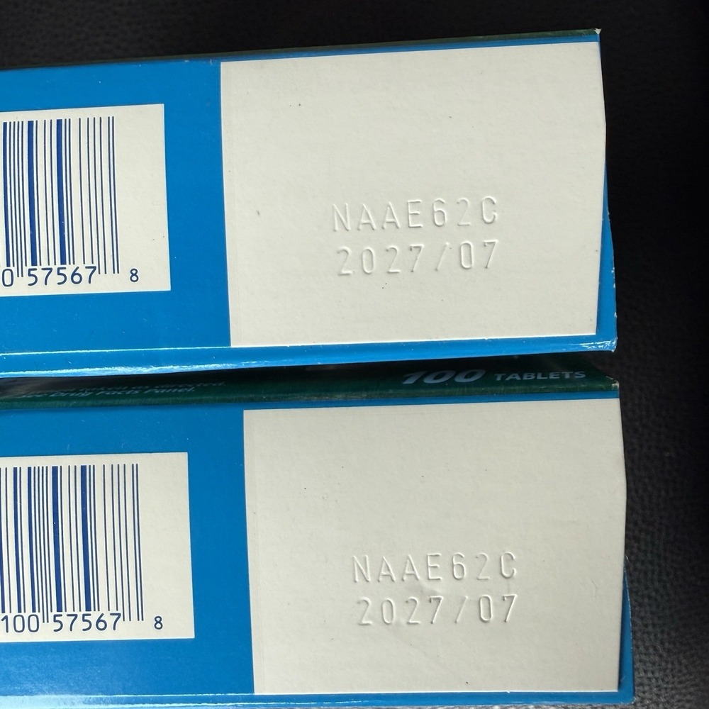 Claritin 24hr Non-Drowsy Allergy Medicine 10mg 100 Count Lot Of 2 = 200 07/2027 - Picture 3 of 3